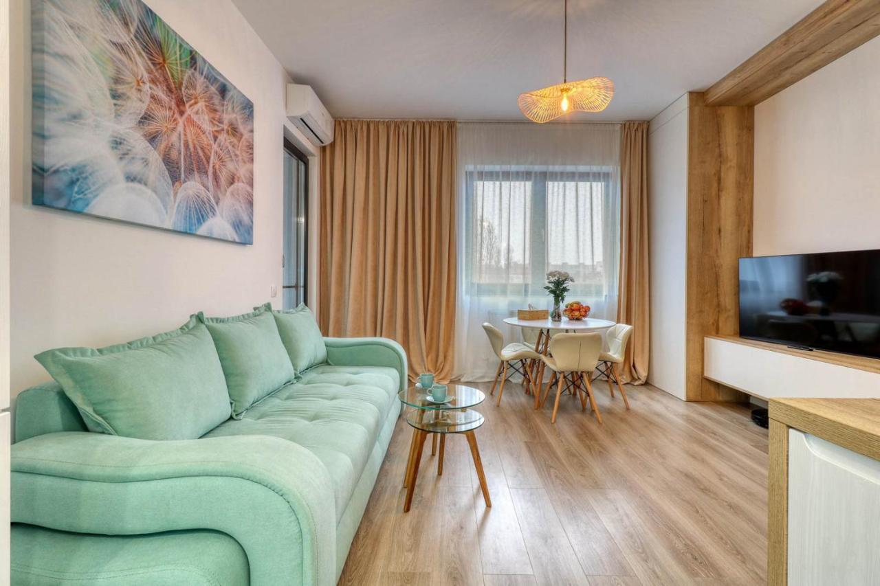 Inspiration Station: Cozy Apartment with Smart Thermostat near Ior Park Bucharest Exterior photo
